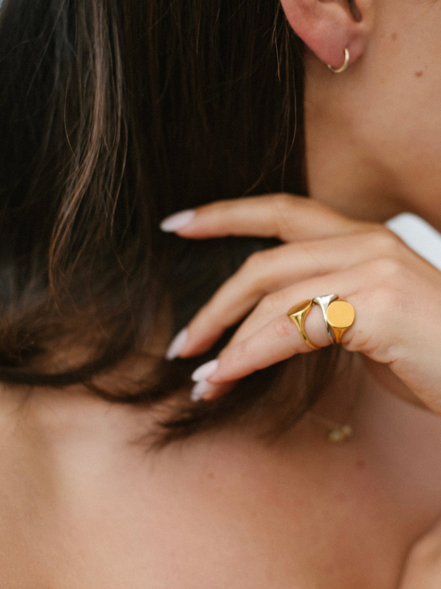 1.5cm Nude Huggie Earrings | 14k Gold - Also, Freedom